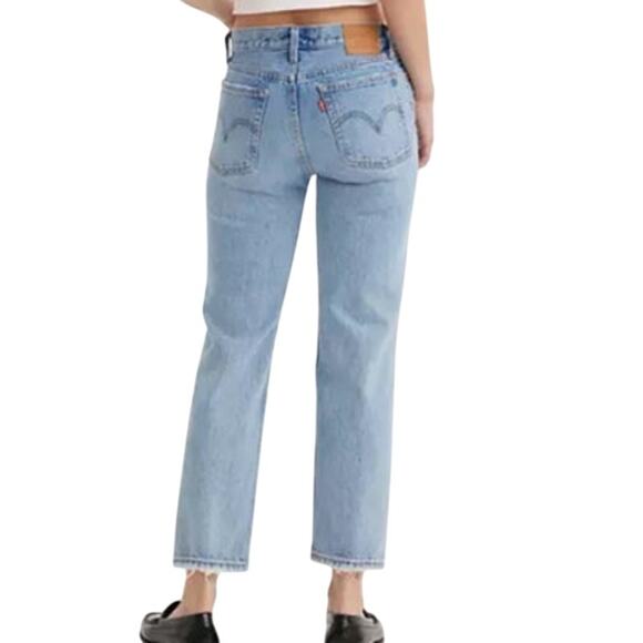 Levi’s Wedgie Straight Fit Denim Jeans Light Wash Butt Lift SZ 27 Timeless Style - Picture 3 of 11
